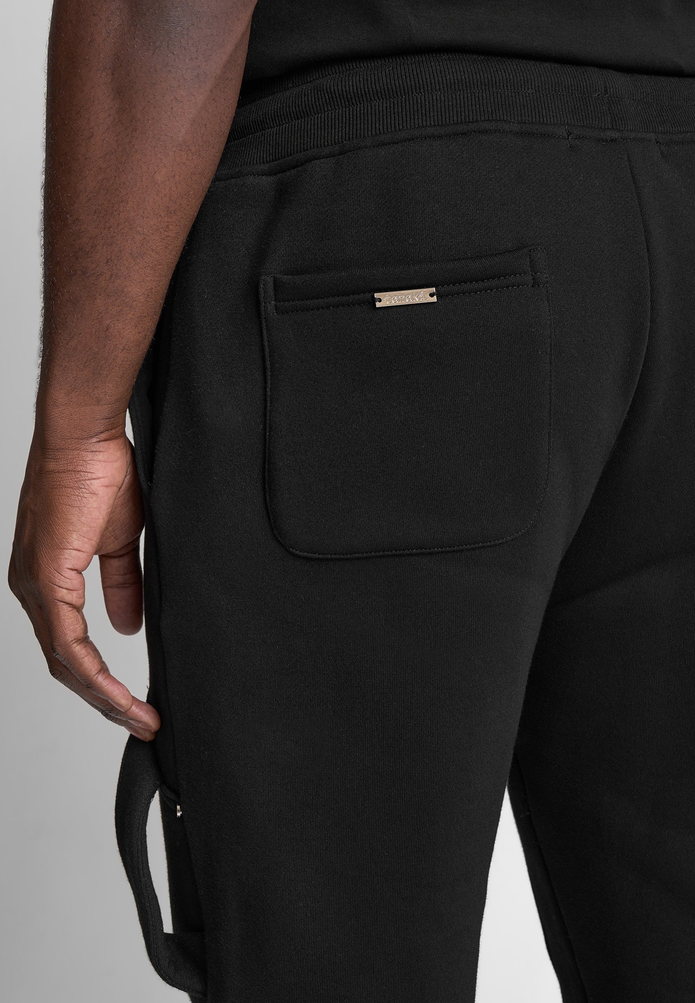 carpenter-400gsm-joggers-black