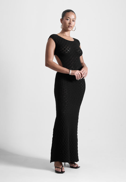 cut-out-shell-knit-maxi-dress-in-black