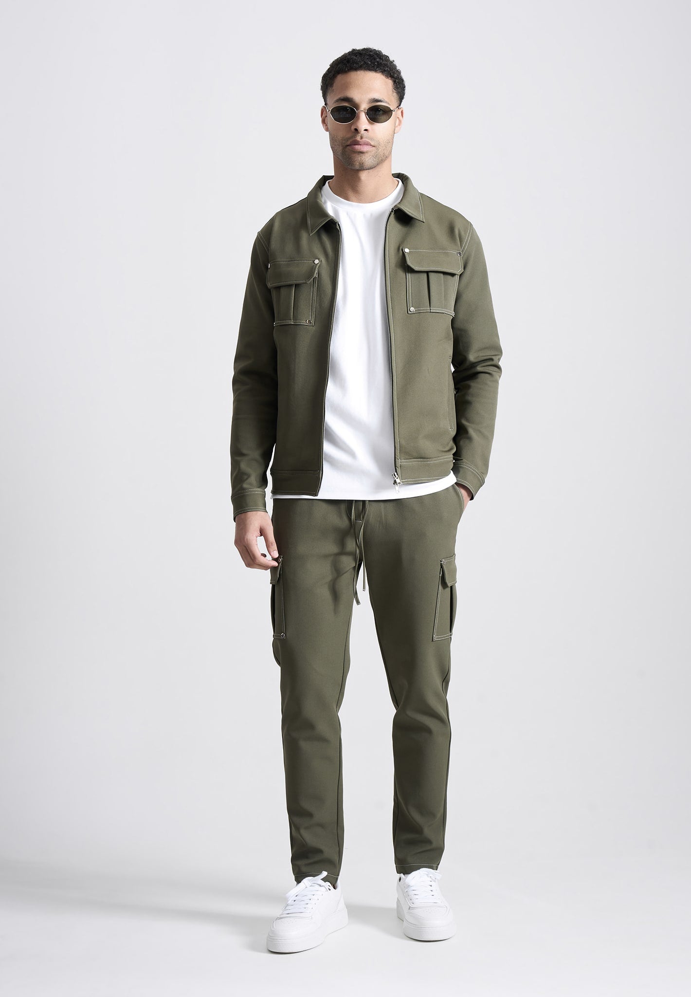 technical-contrast-stitch-cargo-trousers-in-olive