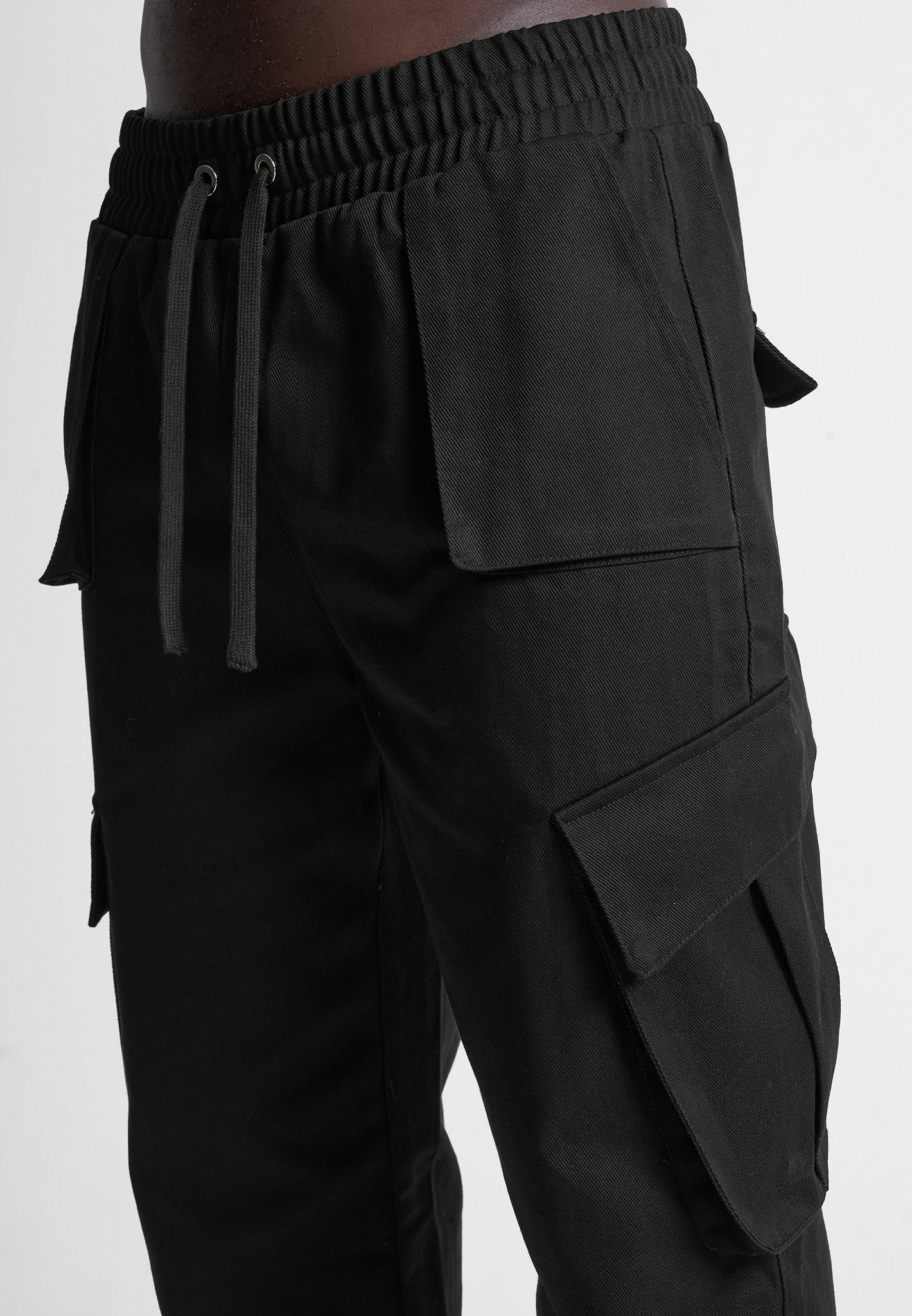 Drill Angled Cargo Pants - Black